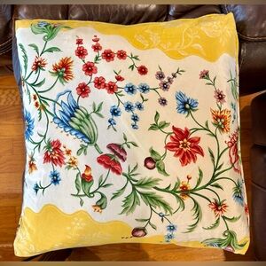 Scalamandré Botanical Garden throw pillow  floral white yellow cotton fabric